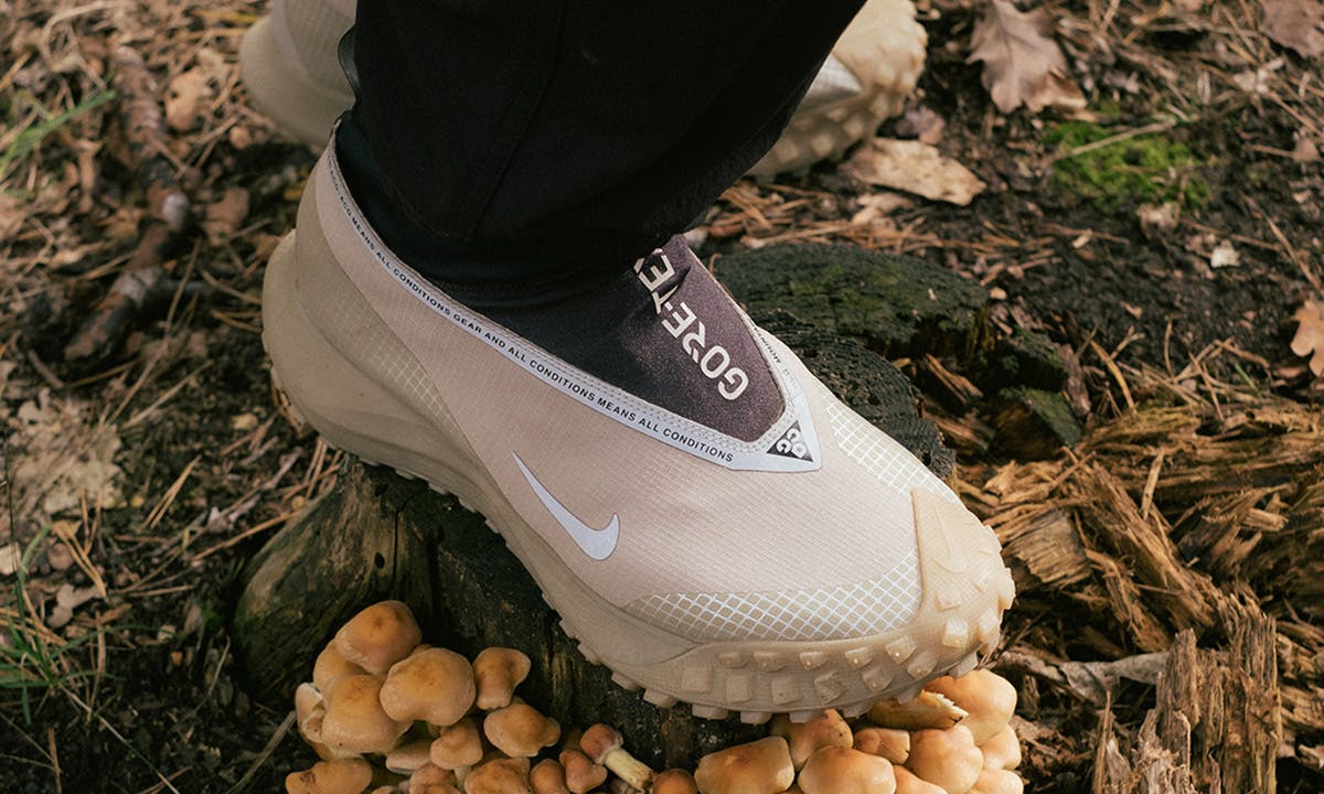 nike outdoor hiking